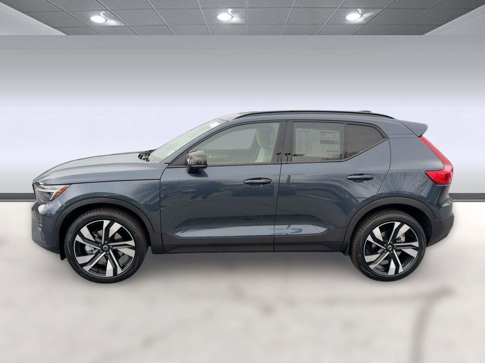 New 2026 Volvo XC40 B5 Ultra w/ Protection Package image 2