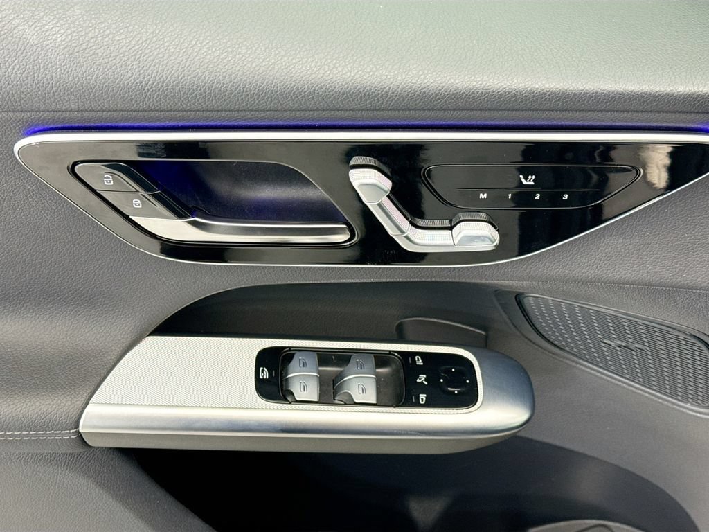 Certified 2026 Mercedes-Benz GLC 300 image 21