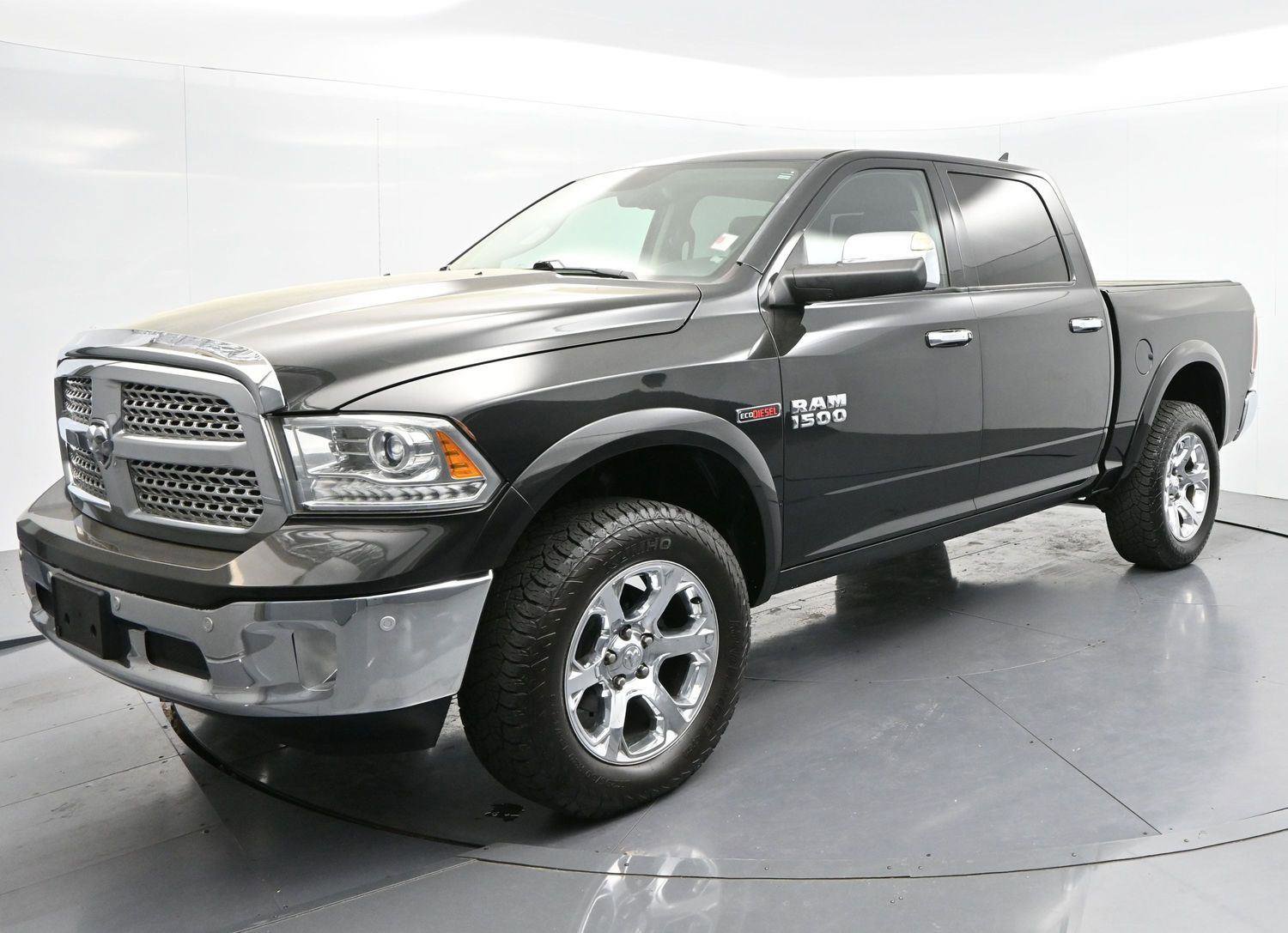 Used 2017 RAM 1500 Laramie w/ Convenience Group image 3