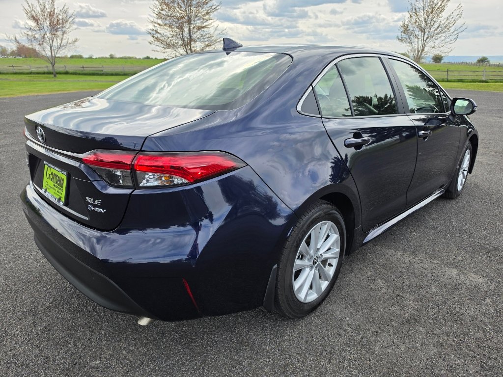 Used 2026 Toyota Corolla XLE FWD image 5
