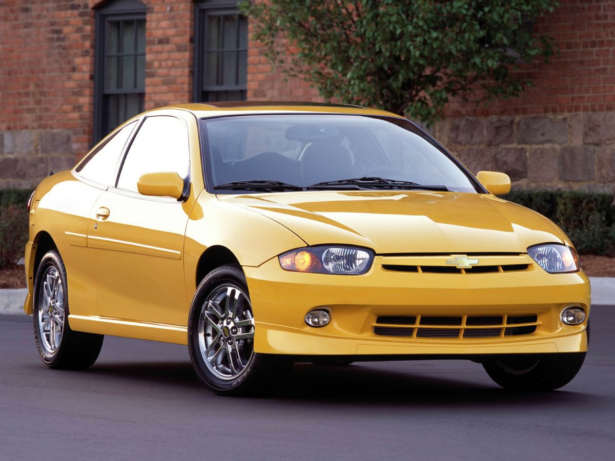 Used 2005 Chevrolet Cavalier Coupe w/ Sport Appearance Package image 1