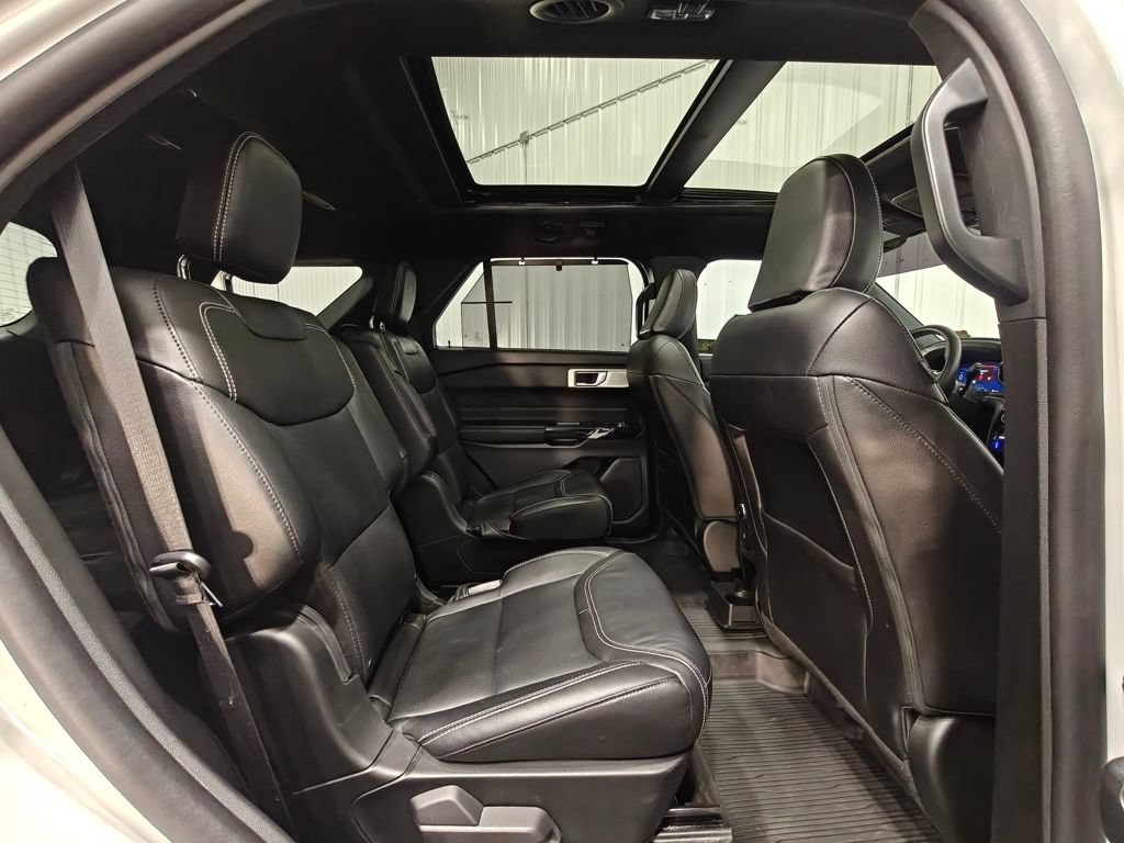 Used 2023 Ford Explorer ST w/ Equipment Group 401A AWD/4WD image 29