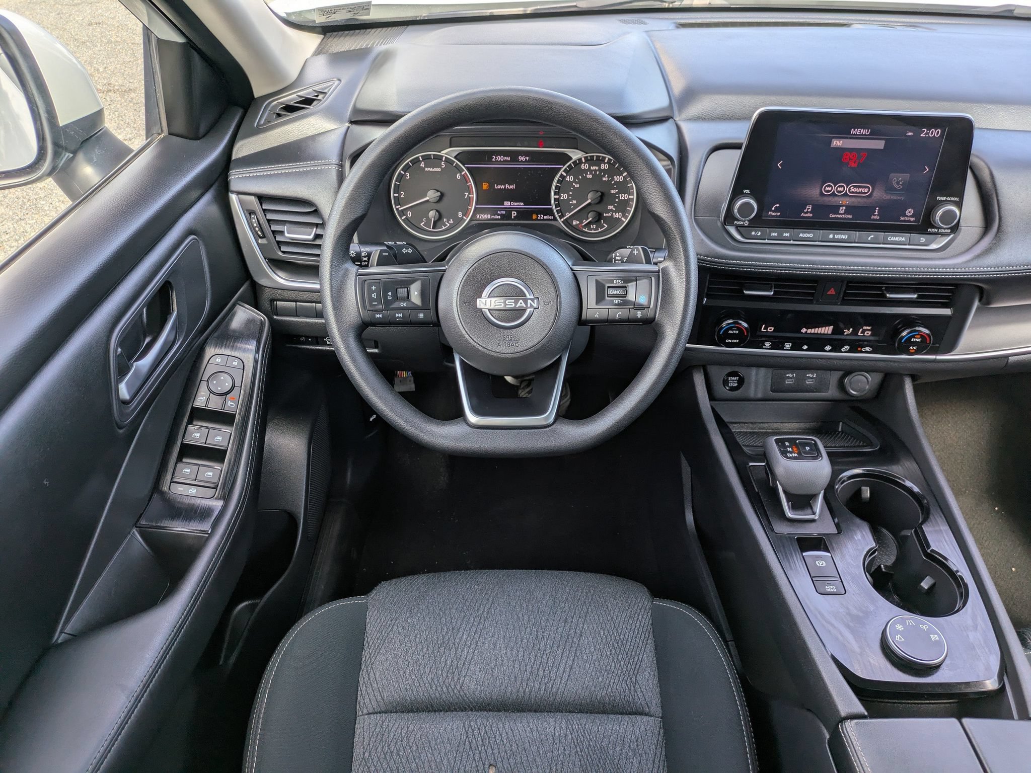 Used 2024 Nissan Rogue SV AWD/4WD image 17