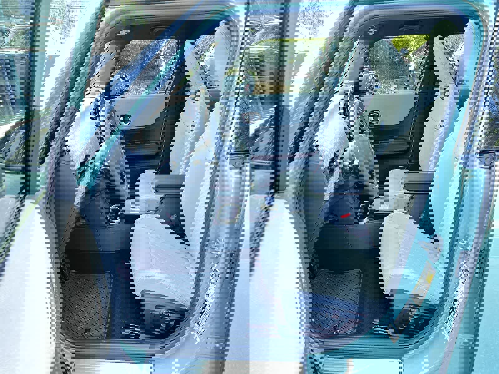 Used 2025 MINI Cooper S image 2