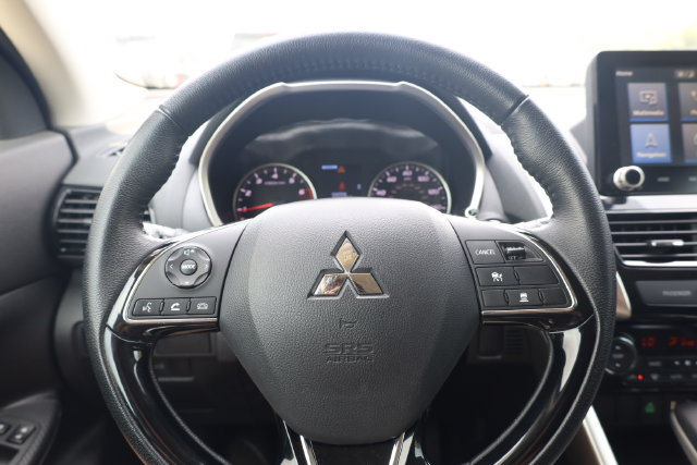 Used 2025 Mitsubishi Eclipse Cross SE AWD/4WD image 17