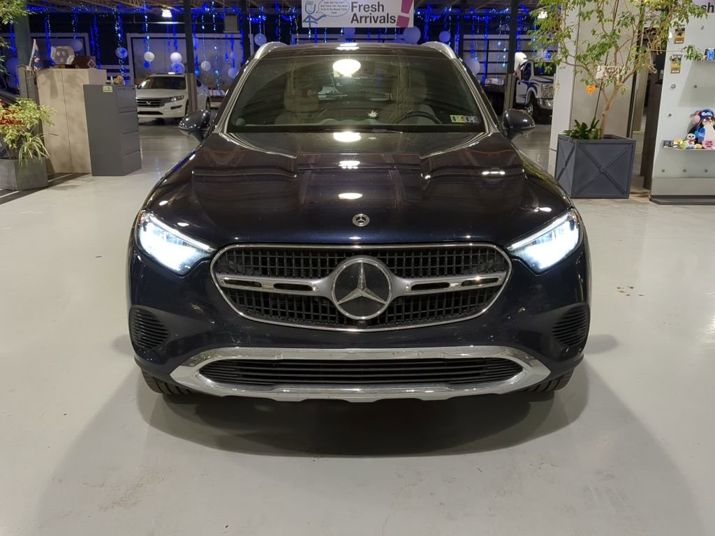 Certified 2024 Mercedes-Benz GLC 300 GLC 300 image 2