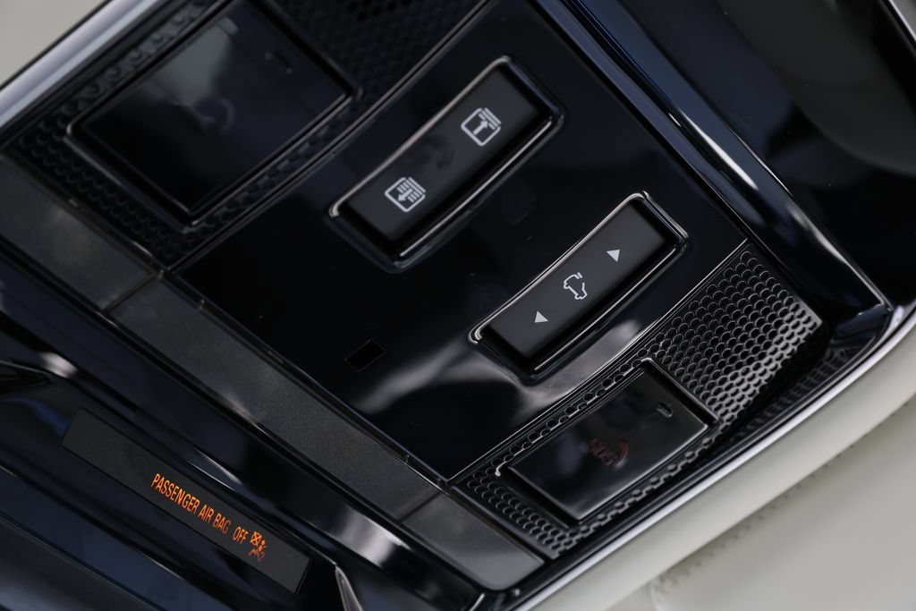 Used 2024 Land Rover Range Rover Autobiography AWD/4WD image 10
