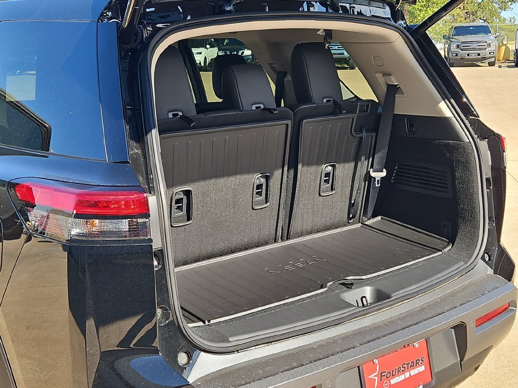 New 2026 Nissan Pathfinder SL FWD image 27