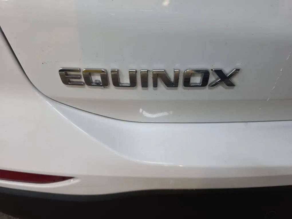 Used 2022 Chevrolet Equinox LT AWD/4WD image 17