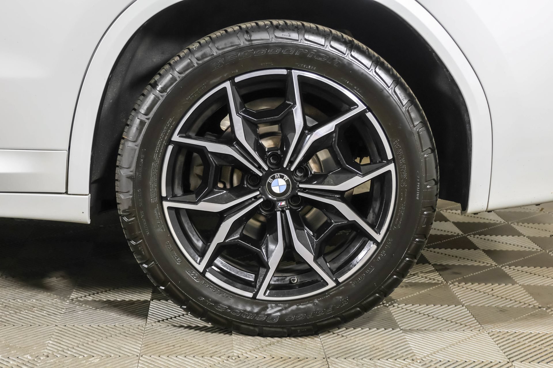 Used 2023 BMW X3 xDrive30i w/ M Sport Package AWD/4WD image 21
