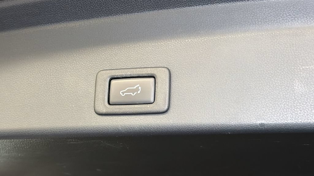 Used 2019 Subaru Ascent Limited AWD/4WD image 14