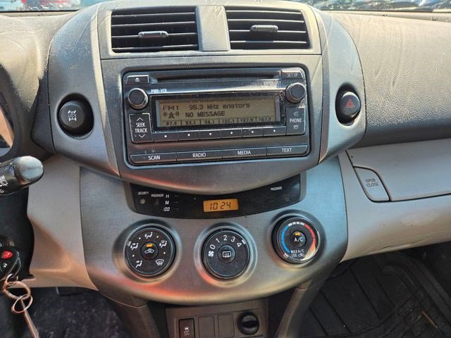 Used 2012 Toyota RAV4 4WD w/ Value Pkg image 6
