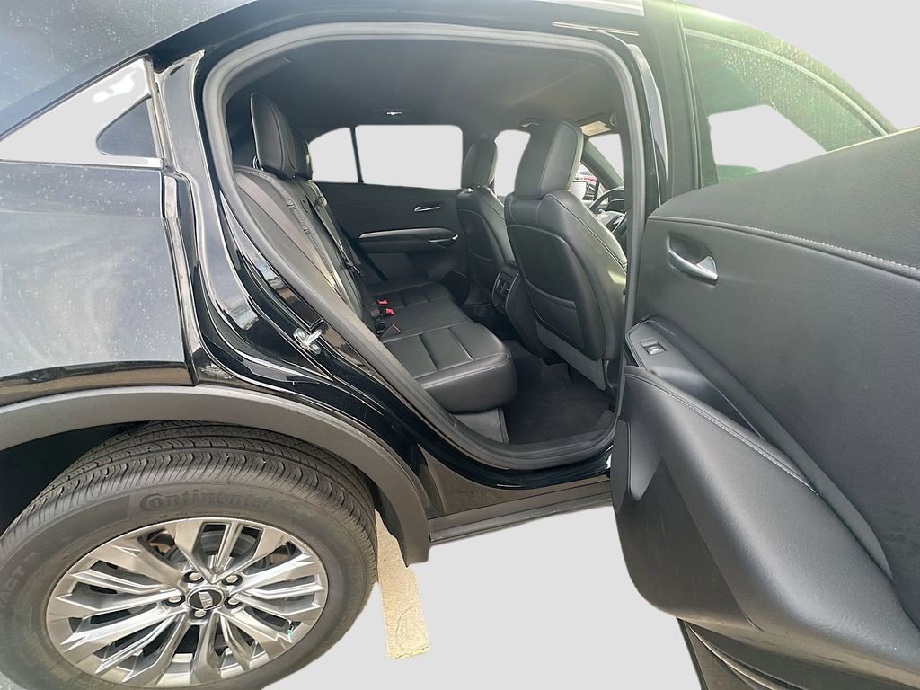 Used 2024 Cadillac XT4 Premium Luxury FWD image 30