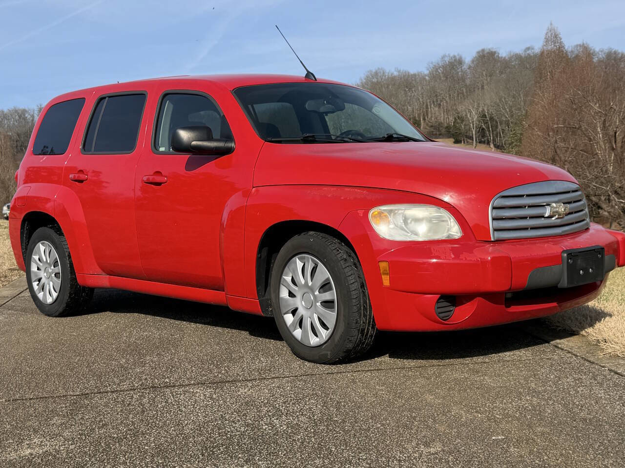 Used 2010 Chevrolet HHR LS image 4