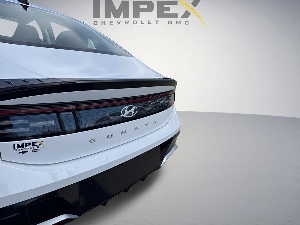 Used 2025 Hyundai Sonata SEL FWD image 33