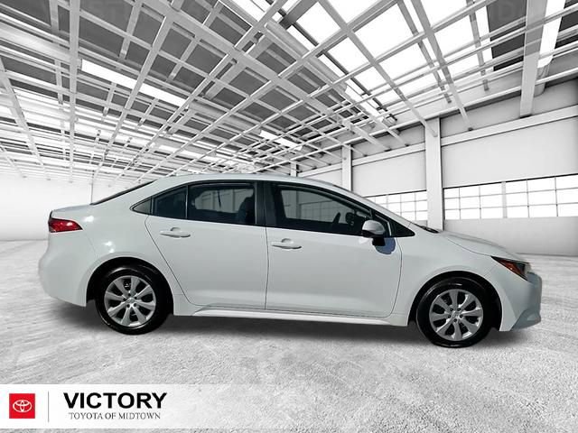 Certified 2025 Toyota Corolla LE video 2