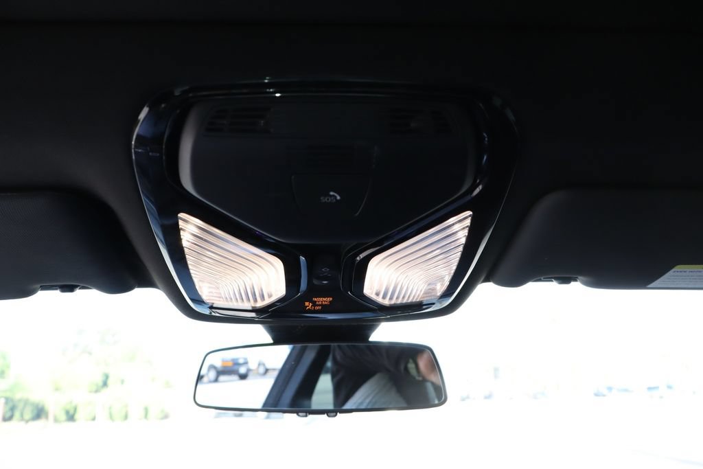 Used 2022 BMW 230i Coupe w/ Convenience Package RWD image 33