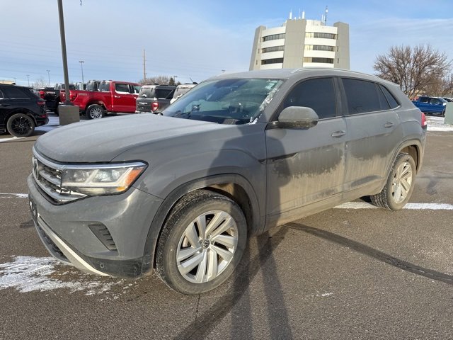 Used 2021 Volkswagen Atlas Cross Sport SE image 2