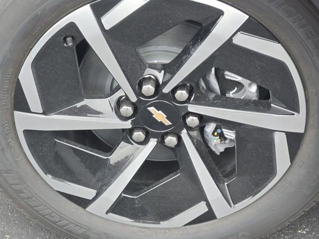 New 2026 Chevrolet Equinox EV LT image 10