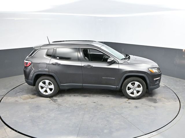 Used 2018 Jeep Compass Latitude image 41