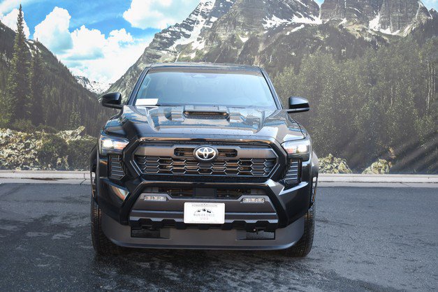 New 2025 Toyota Tacoma TRD Sport image 2