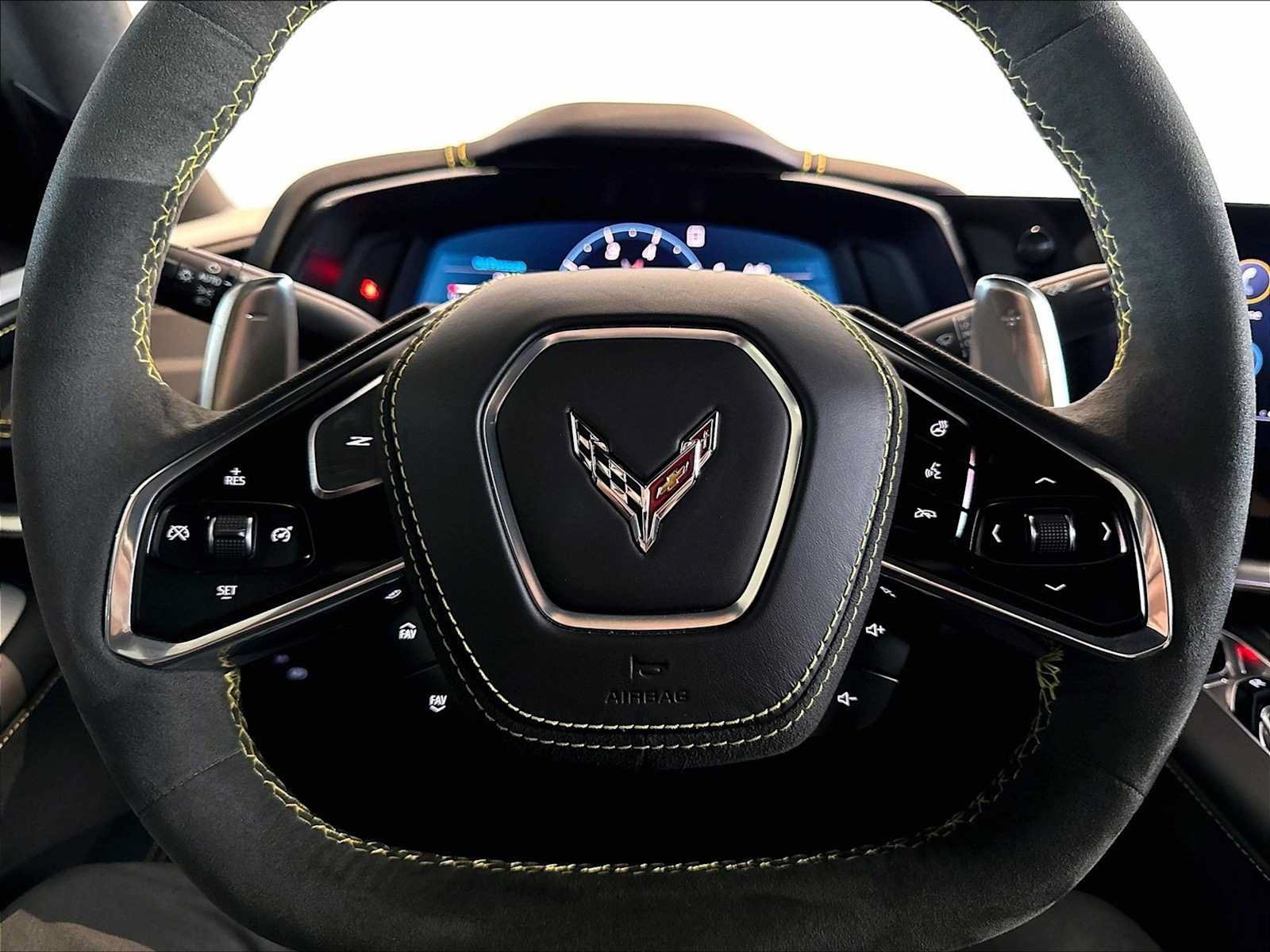 Used 2022 Chevrolet Corvette Stingray Premium Cpe RWD image 19