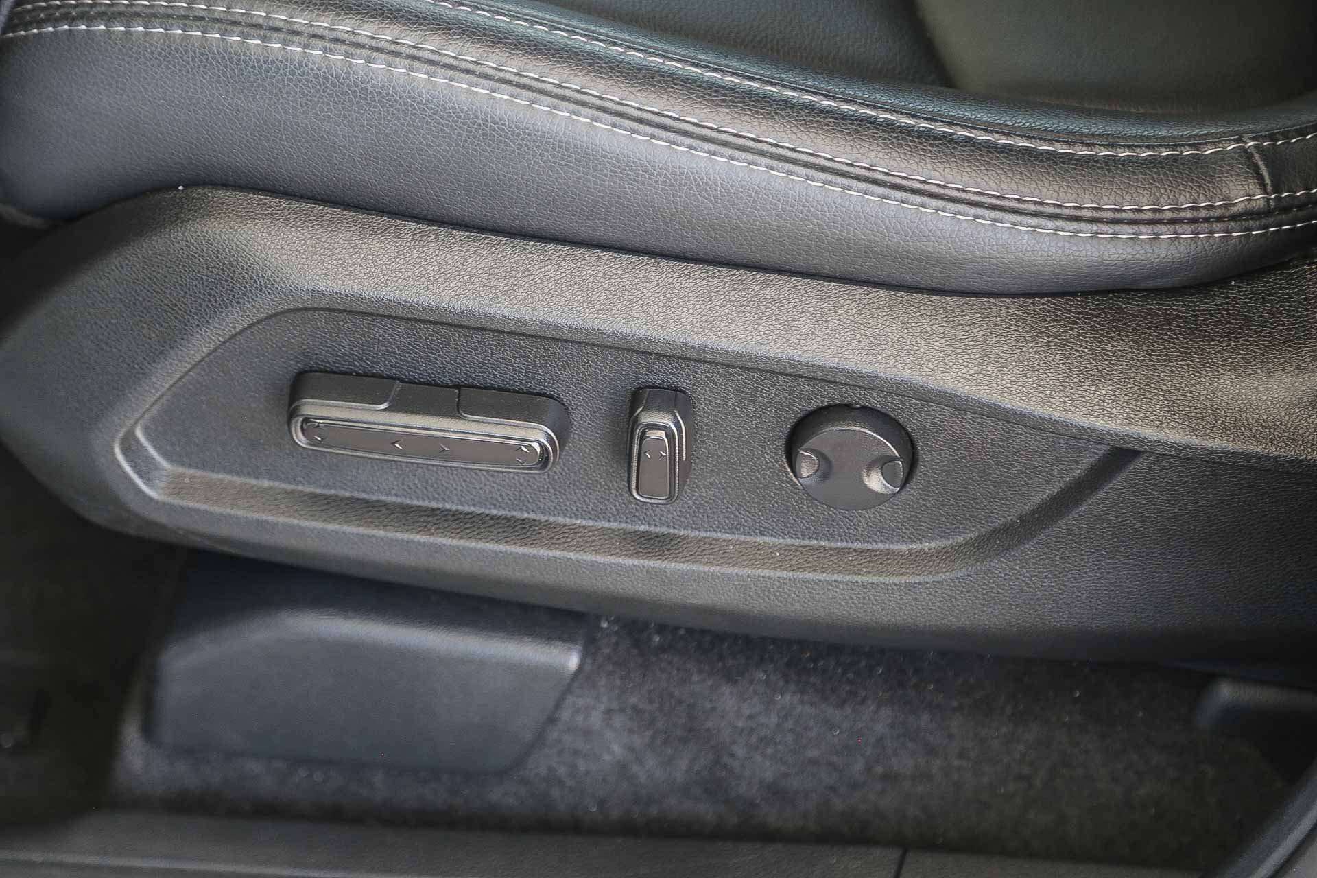 Certified 2025 Honda Pilot Touring image 25