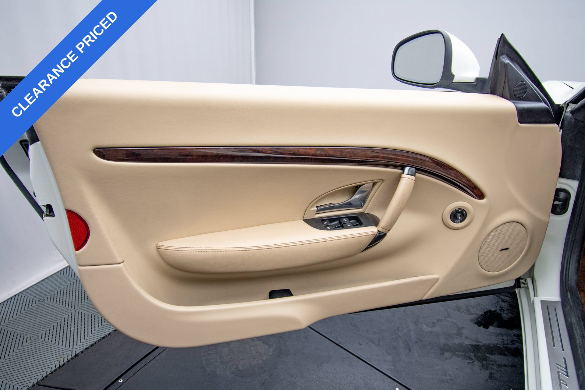 Used 2013 Maserati GranTurismo Convertible RWD image 37