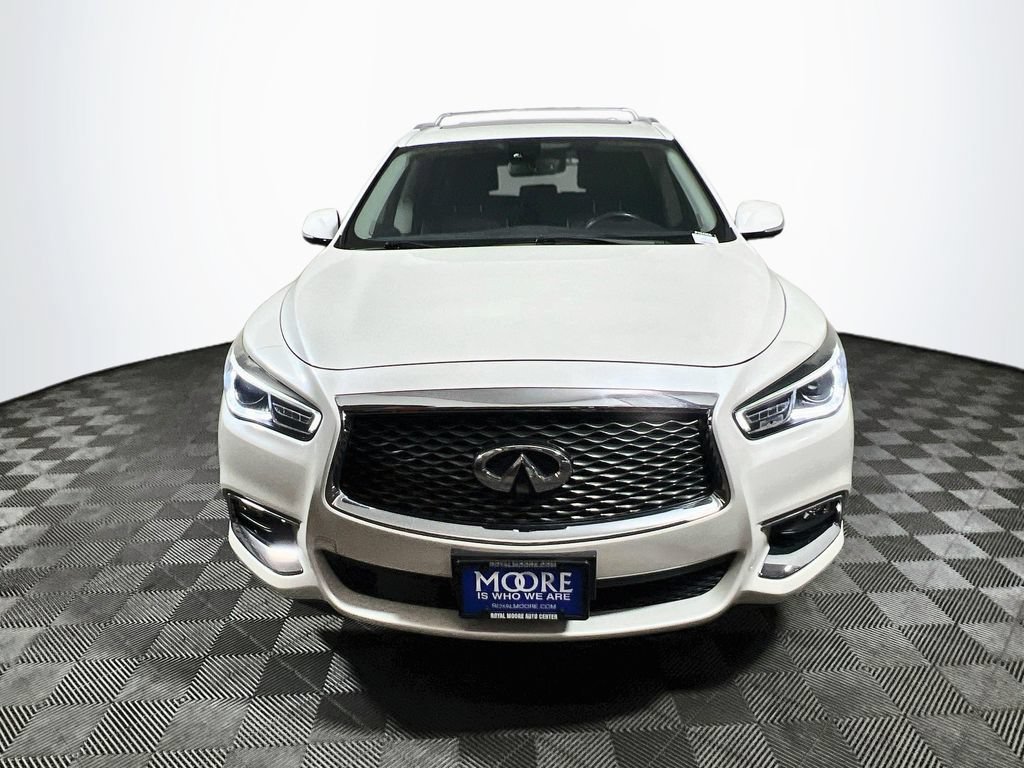 Used 2017 INFINITI QX60 Luxe w/ Premium Plus Package AWD/4WD image 2