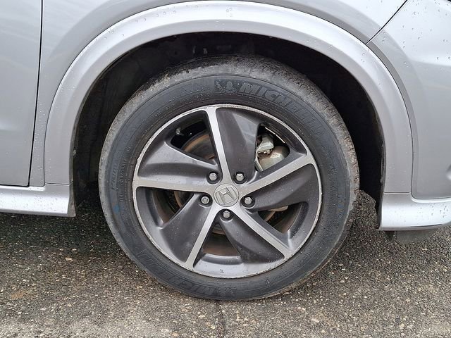 Used 2020 Honda HR-V Touring image 8