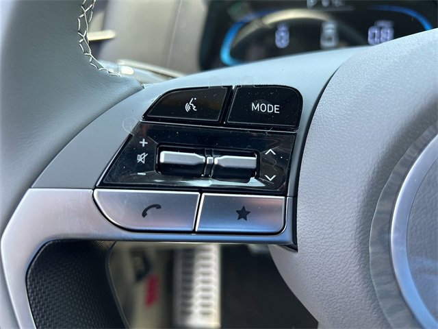 New 2025 Hyundai Elantra Sport FWD image 8