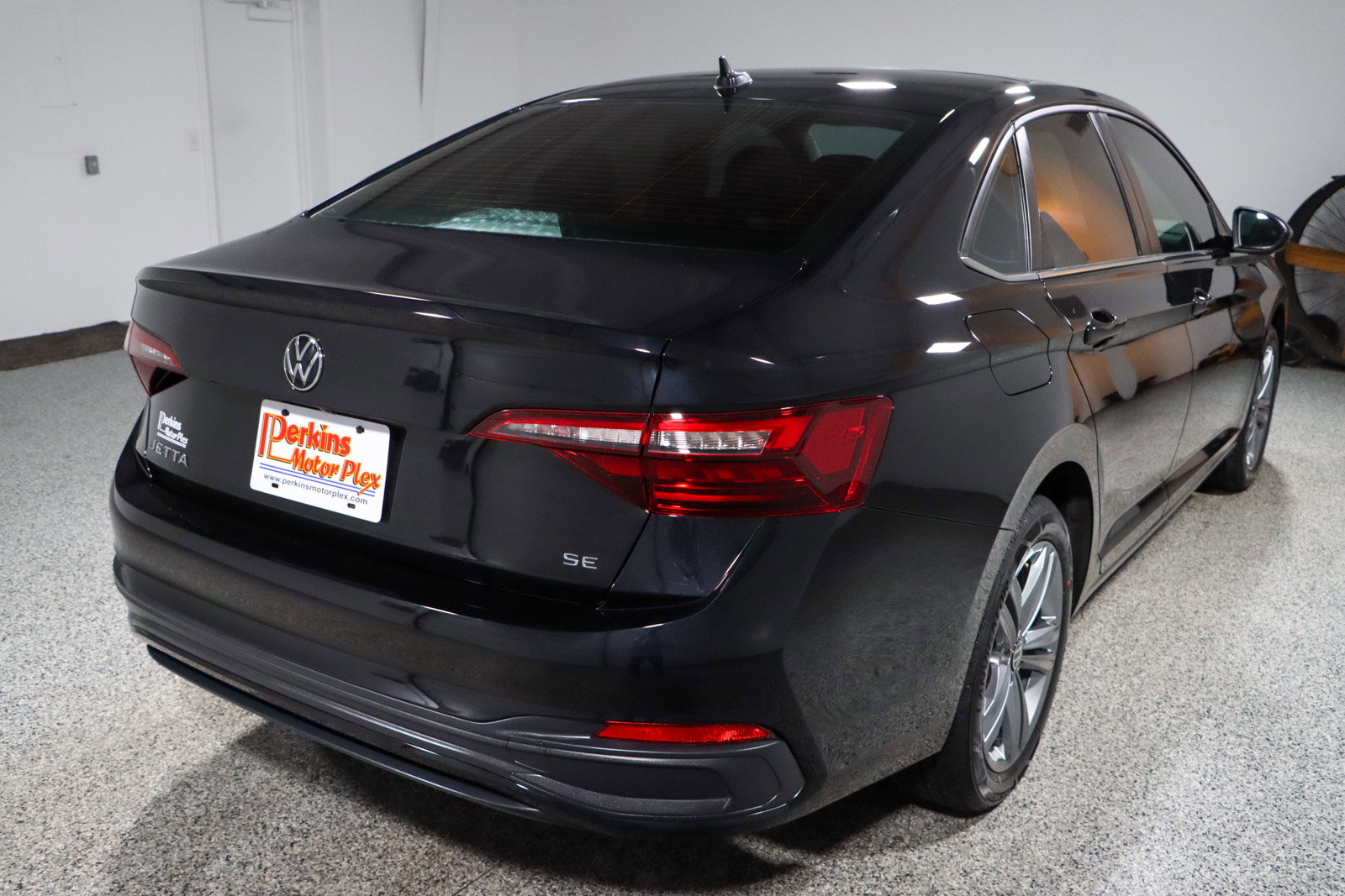 Used 2024 Volkswagen Jetta SE image 7