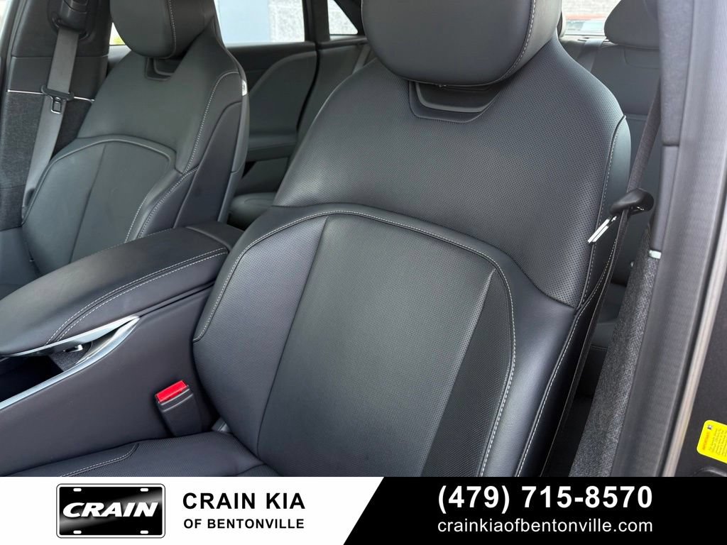 Used 2024 Lucid Air Touring AWD/4WD image 22