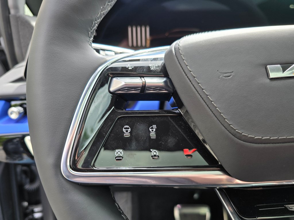 New 2026 Cadillac Optiq V w/ Magnus Launch Edition AWD/4WD image 38