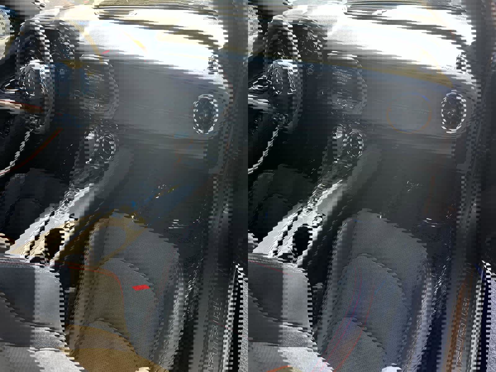 Used 2021 Chevrolet Camaro ZL1 w/ LPO, ZL1 Protection Package image 11