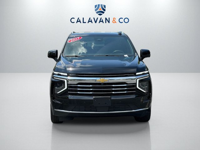 Used 2025 Chevrolet Tahoe LT AWD/4WD image 2