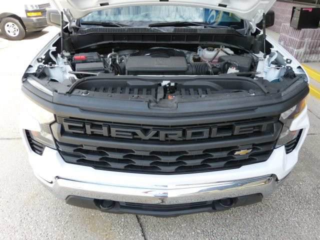 Used 2025 Chevrolet Silverado 1500 W/T RWD image 9