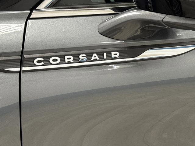 Used 2025 Lincoln Corsair Reserve image 34