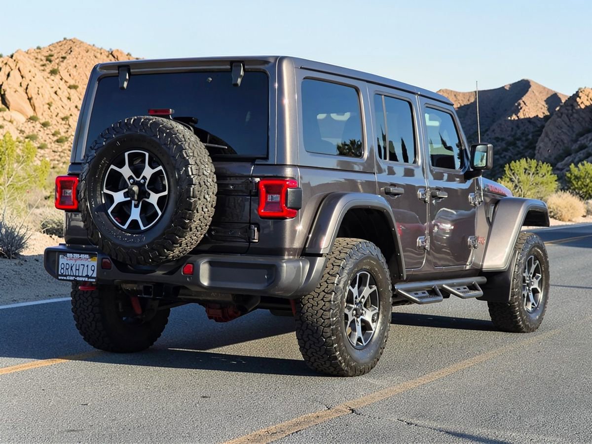 Used 2020 Jeep Wrangler Unlimited Rubicon AWD/4WD image 9