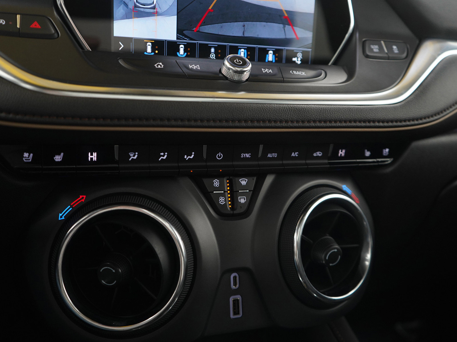 Used 2020 Chevrolet Blazer Premier w/ Driver Confidence II Package image 22