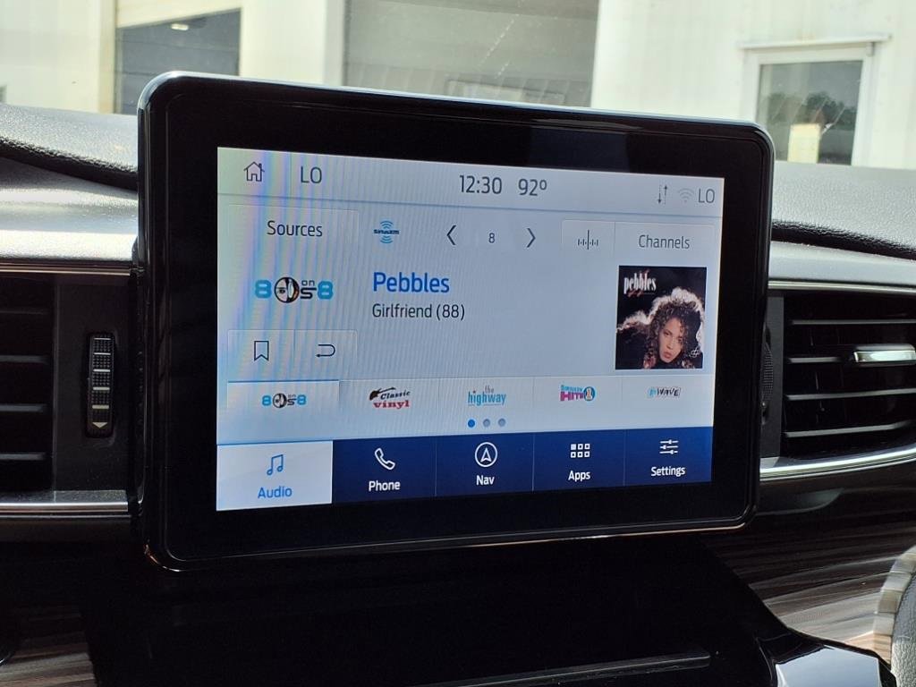 Used 2022 Ford Explorer Limited w/ Equipment Group 301A image 17