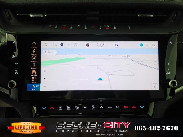 New 2026 Jeep Grand Cherokee Limited w/ Limited Altitude Package AWD/4WD image 22