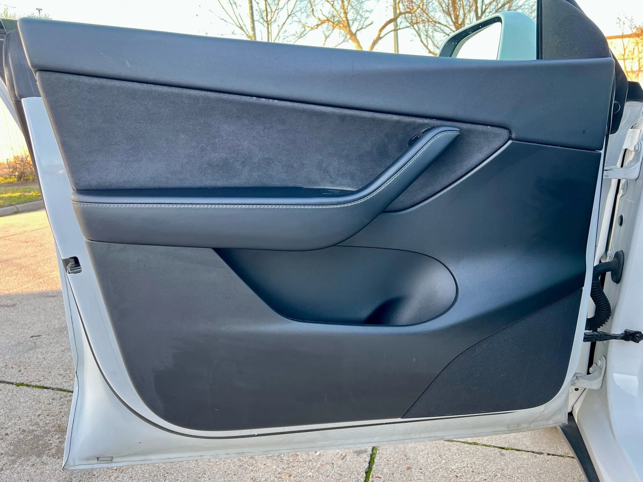 Used 2021 Tesla Model Y Long Range image 31