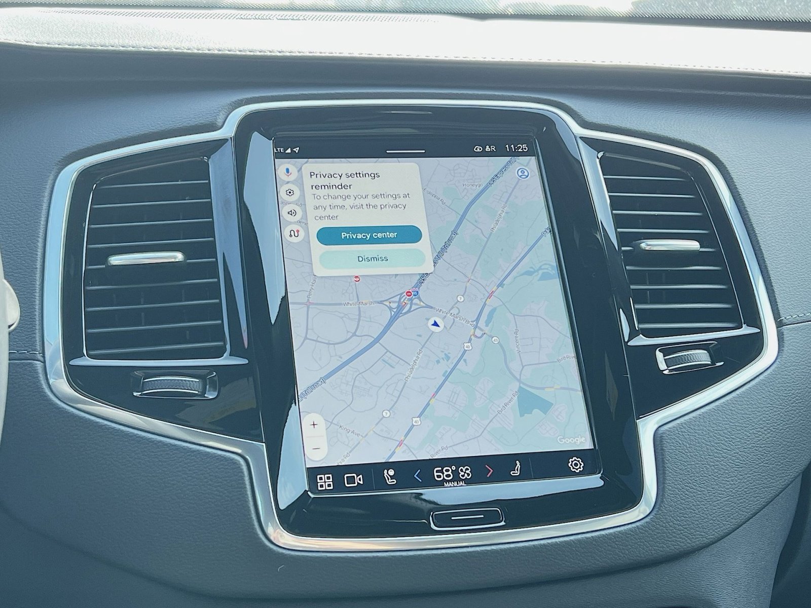 Used 2023 Volvo XC90 B6 Ultimate w/ Protection Package Premier image 20