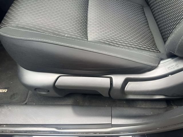 Used 2025 Mitsubishi Outlander ES AWD/4WD image 18