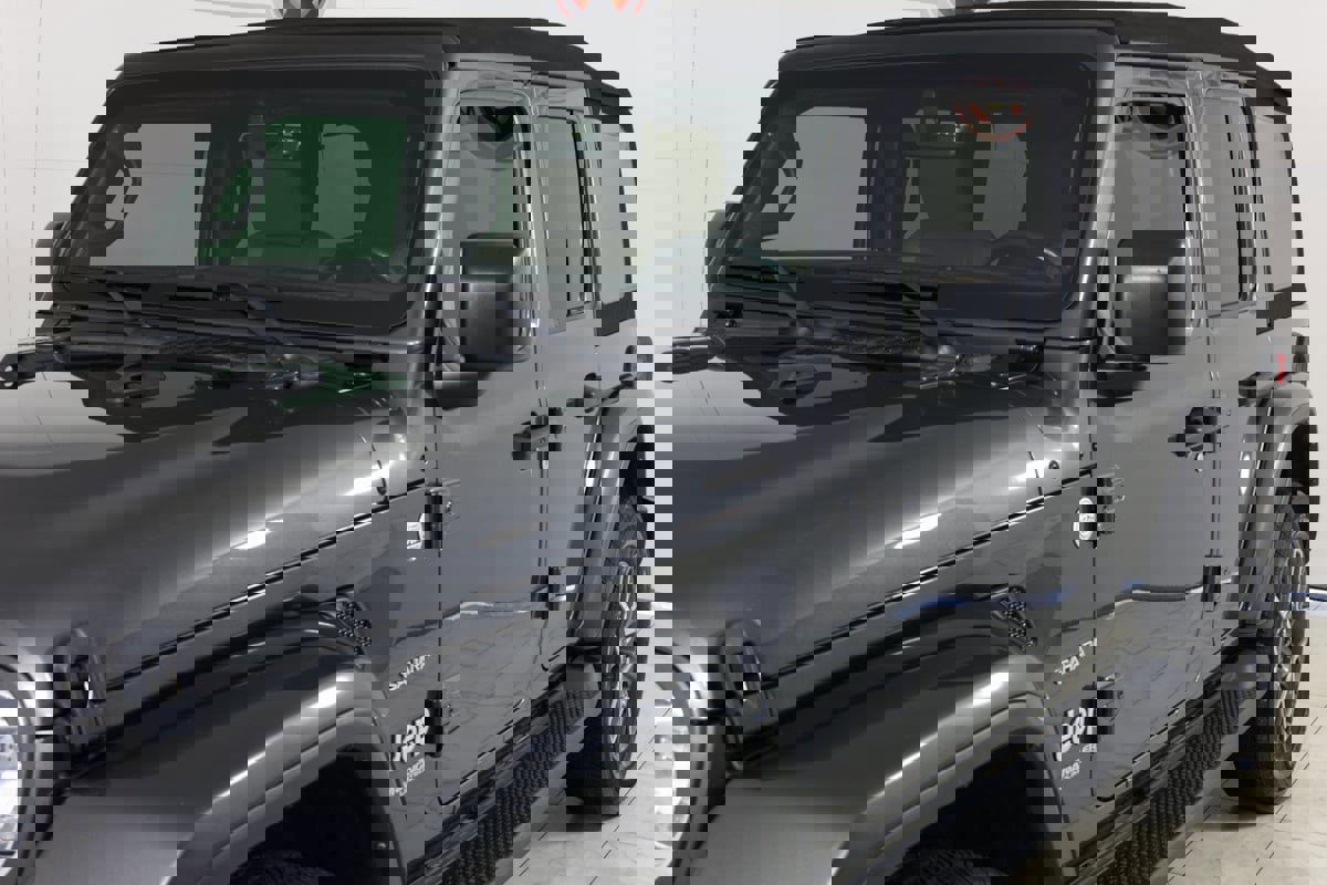 Used 2021 Jeep Wrangler Unlimited Sahara image 44