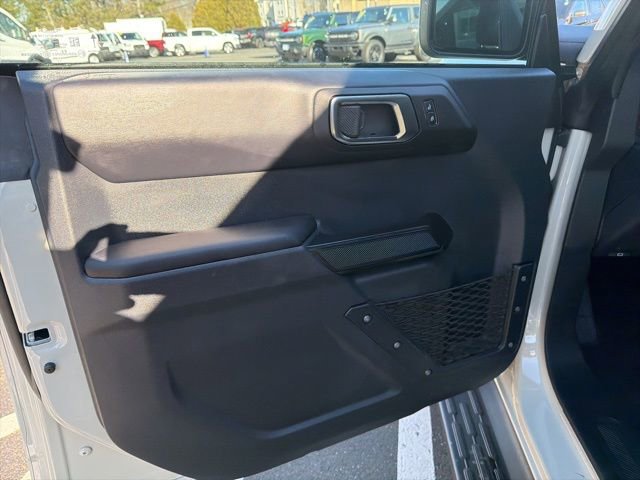 Used 2025 Ford Bronco Outer Banks image 16