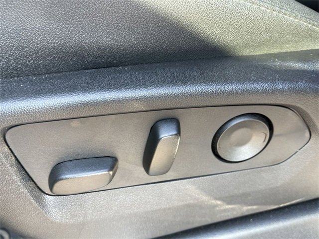 Used 2023 Chevrolet Tahoe Z71 w/ Luxury Package image 12