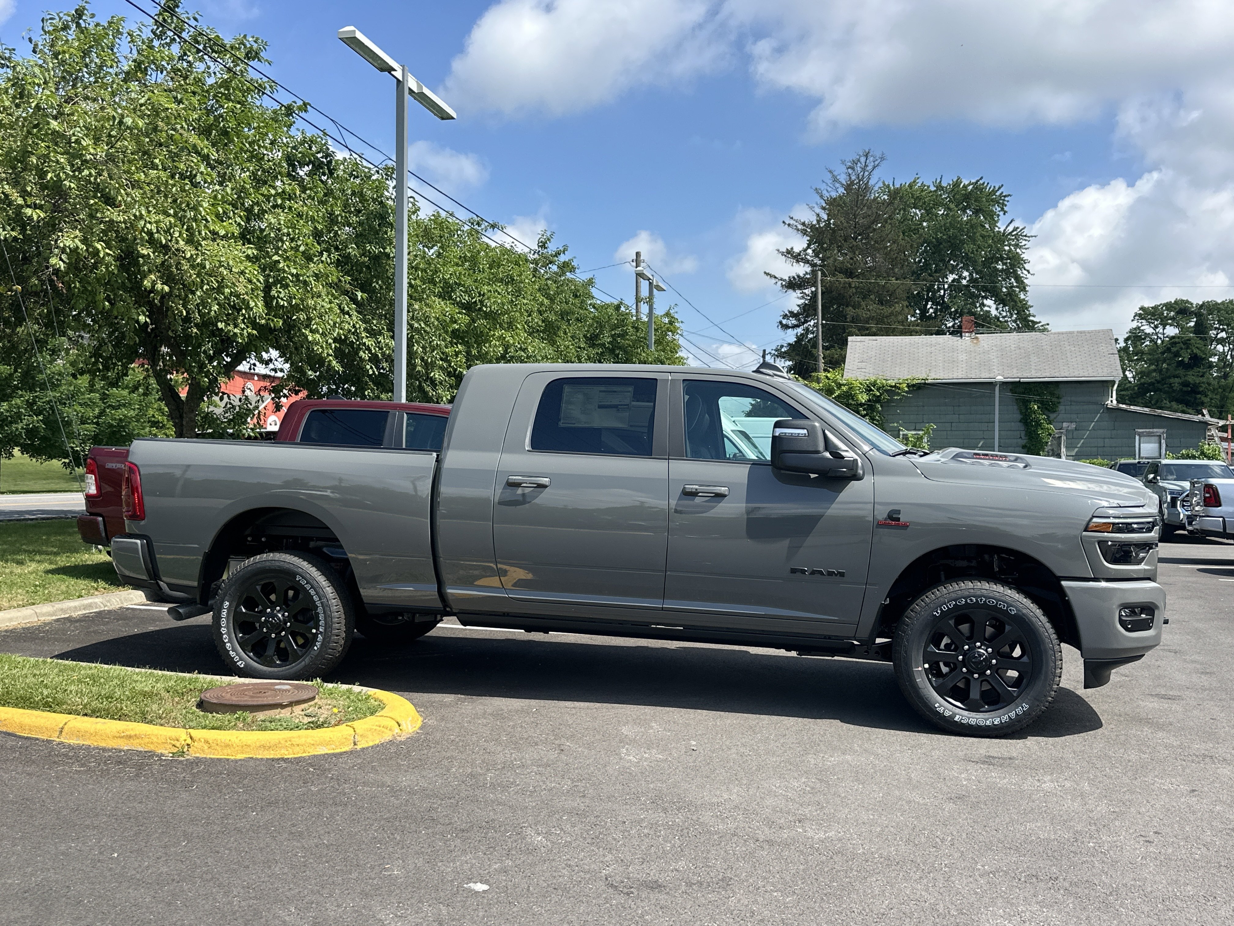 New 2026 RAM 2500 Laramie AWD/4WD image 22