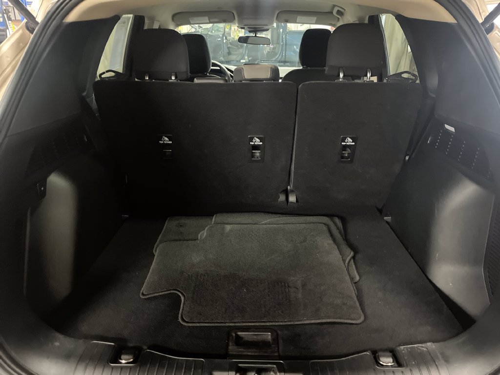 Used 2020 Ford Escape SE AWD/4WD image 45